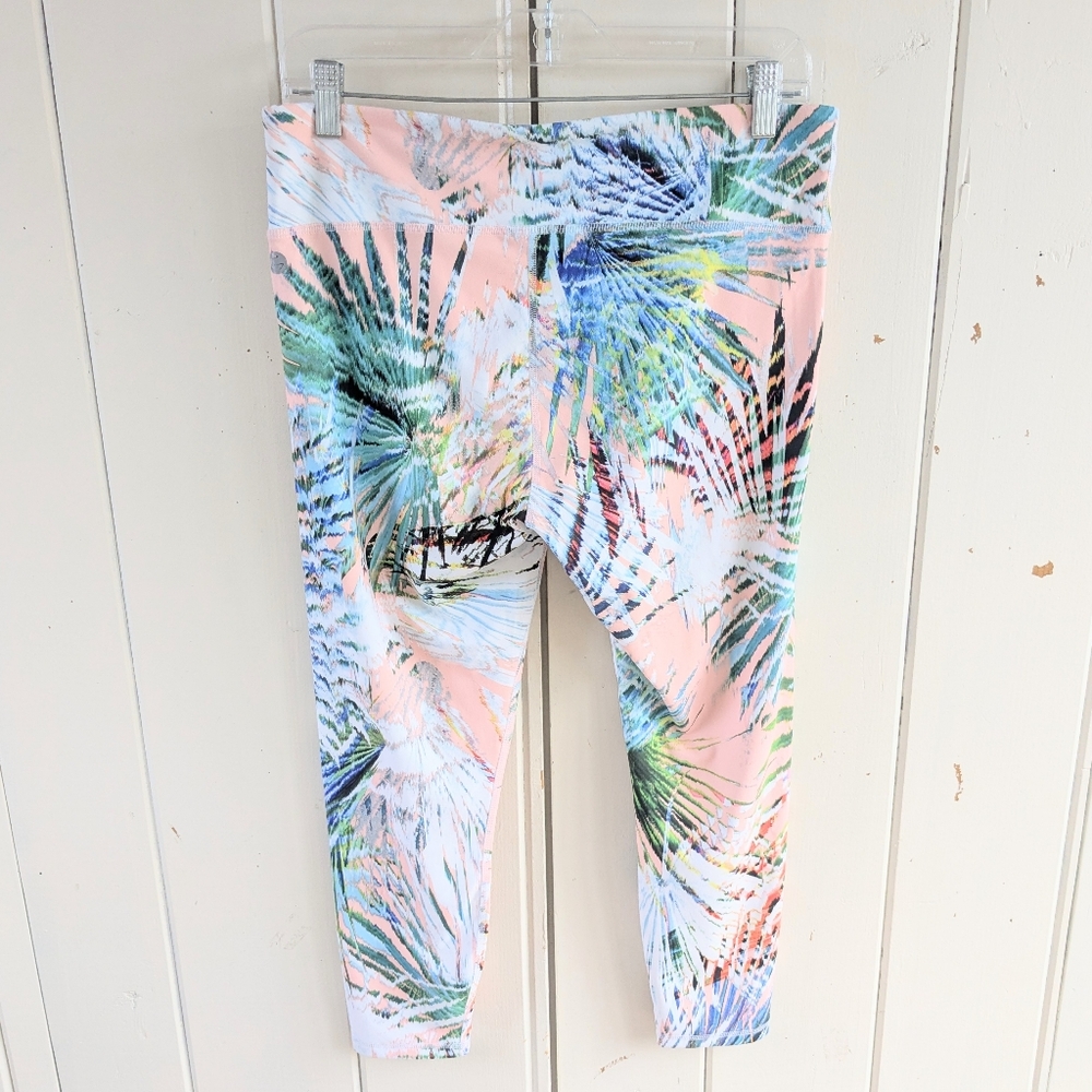 Guru Active Midrise Capri Length Multicolor Leggi… - image 4